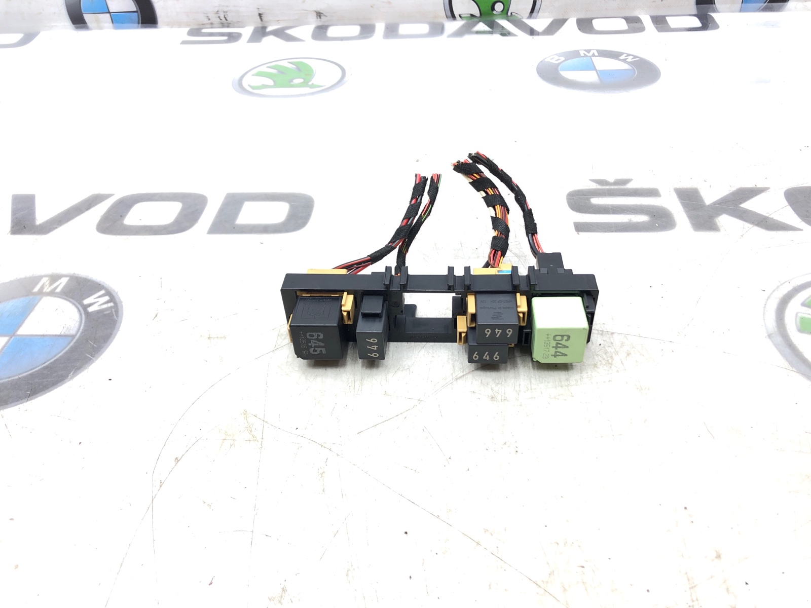 Блок реле, 1000 рублей, Москва