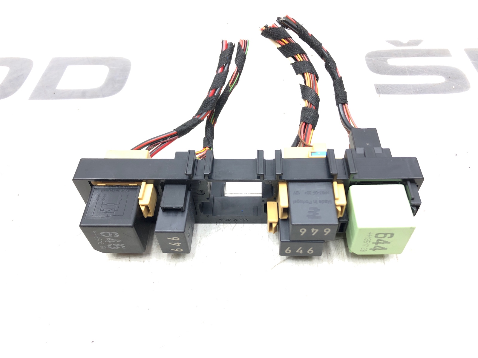 Блок реле, 1000 рублей, Москва