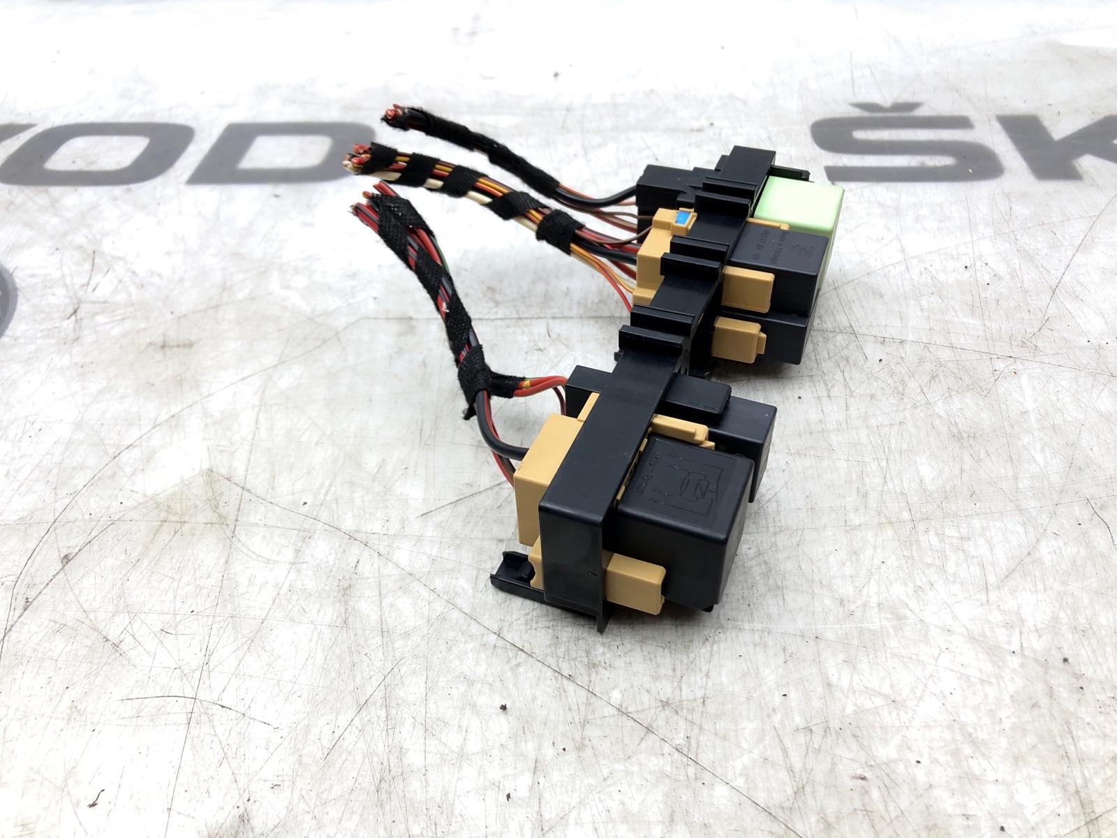 Блок реле, 1000 рублей, Москва