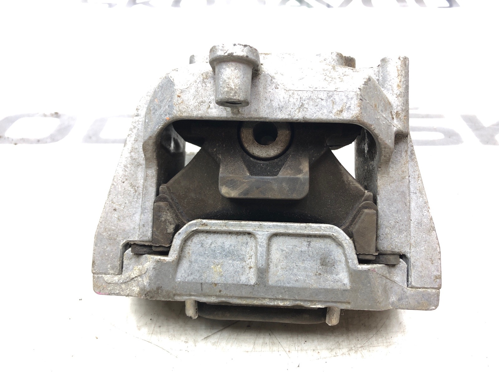 Опора двигателя, 1500 рублей, Москва