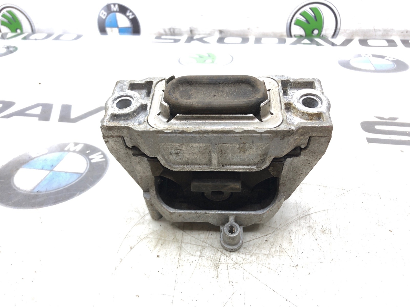 Опора двигателя, 1500 рублей, Москва