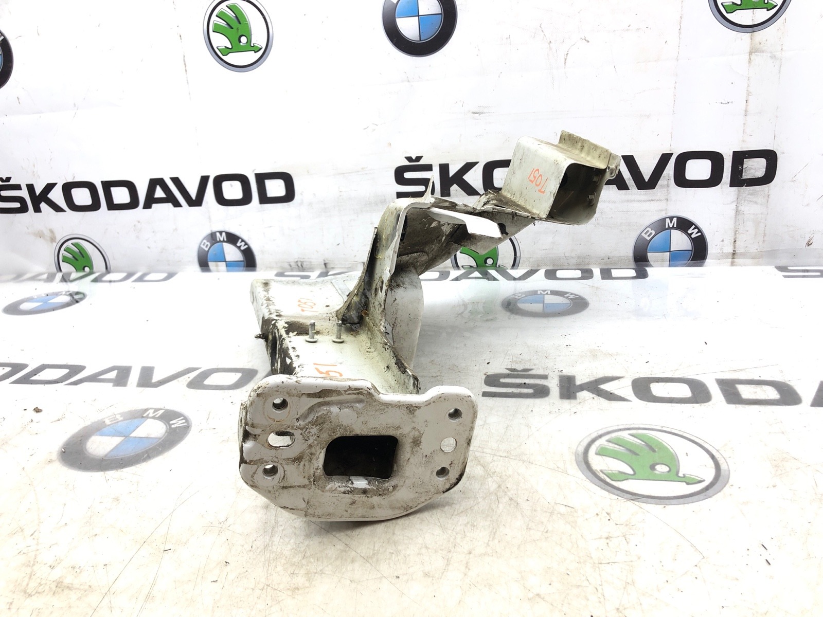 лонжерон, 5000 рублей, Москва