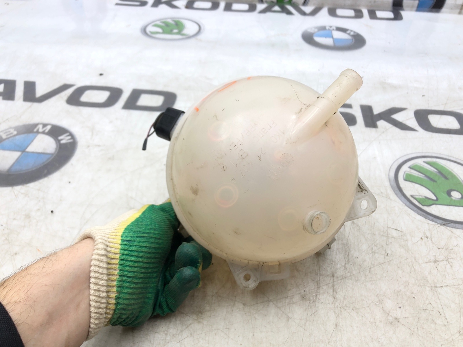 Расширительный бачок, 1000 рублей, Москва