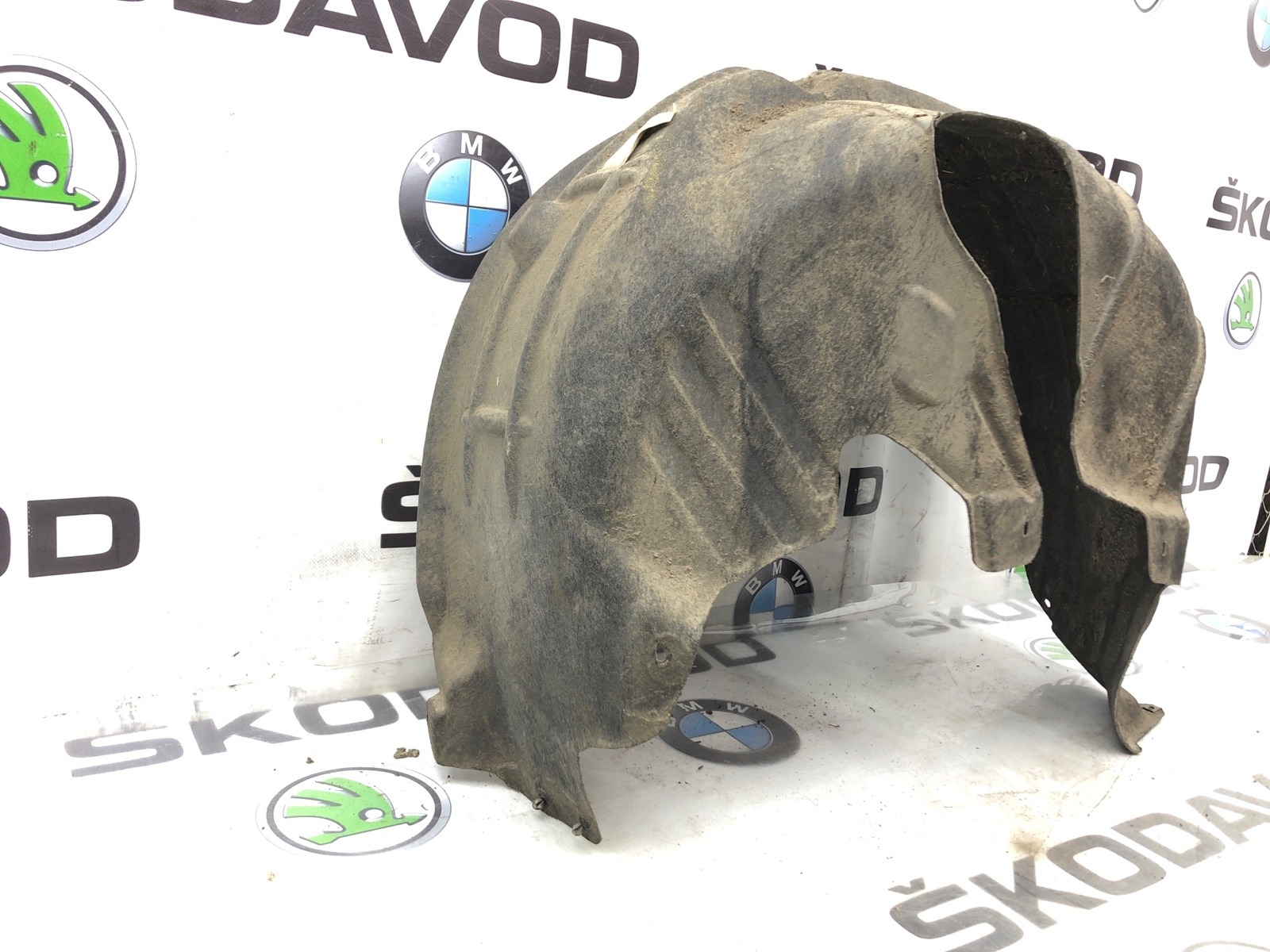 подкрылок, 2000 рублей, Москва