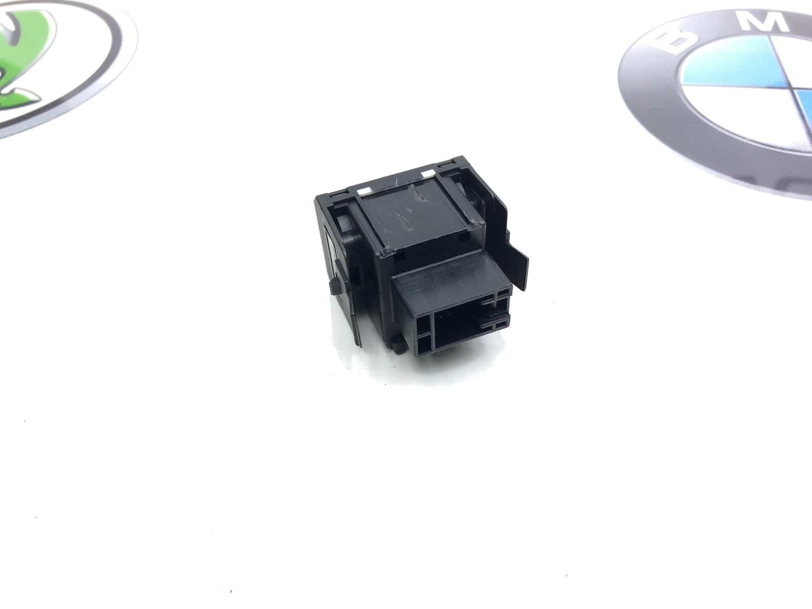 Регулятор яркости приборной панели, 400 рублей, Москва