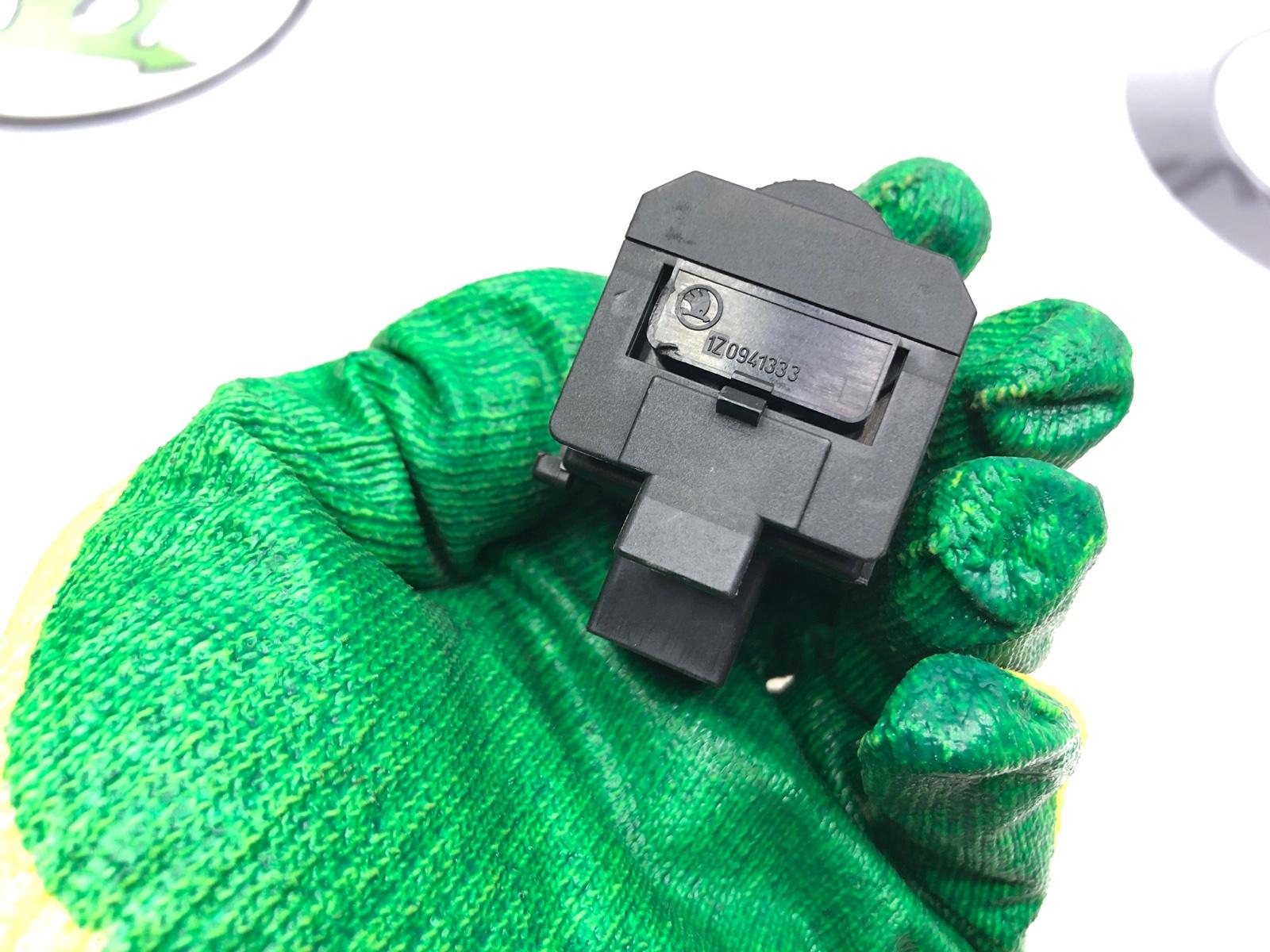 Регулятор яркости приборной панели, 400 рублей, Москва