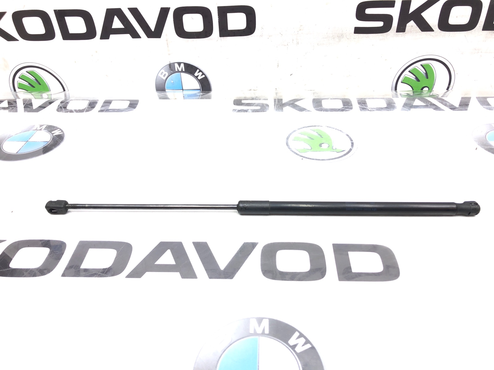 Амортизатор крышки багажника, 500 рублей, Москва