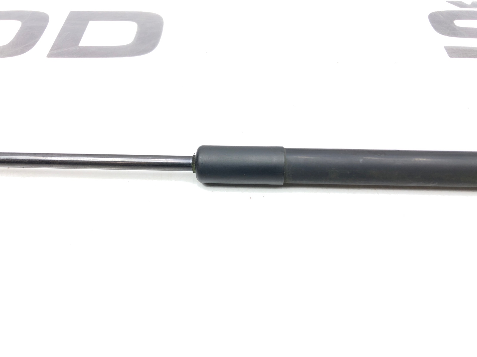 Амортизатор крышки багажника, 500 рублей, Москва