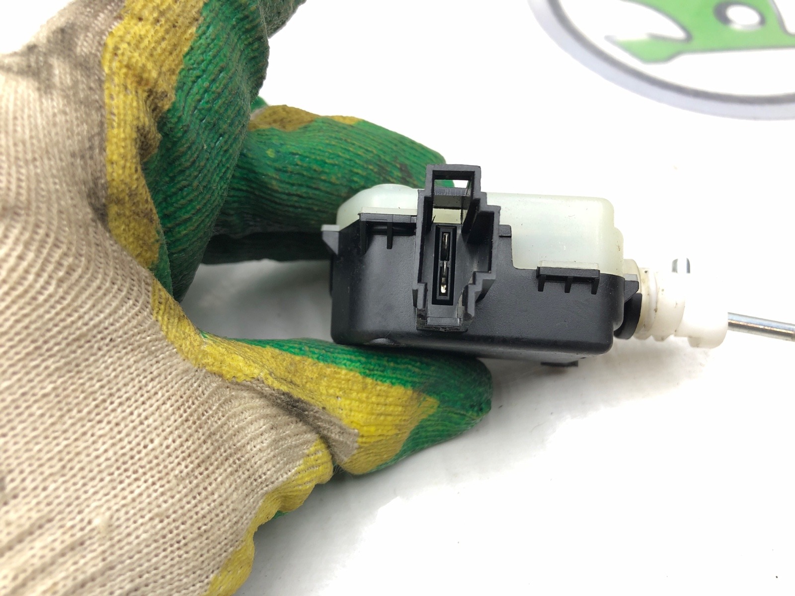 Активатор лючка бензобака, 500 рублей, Москва