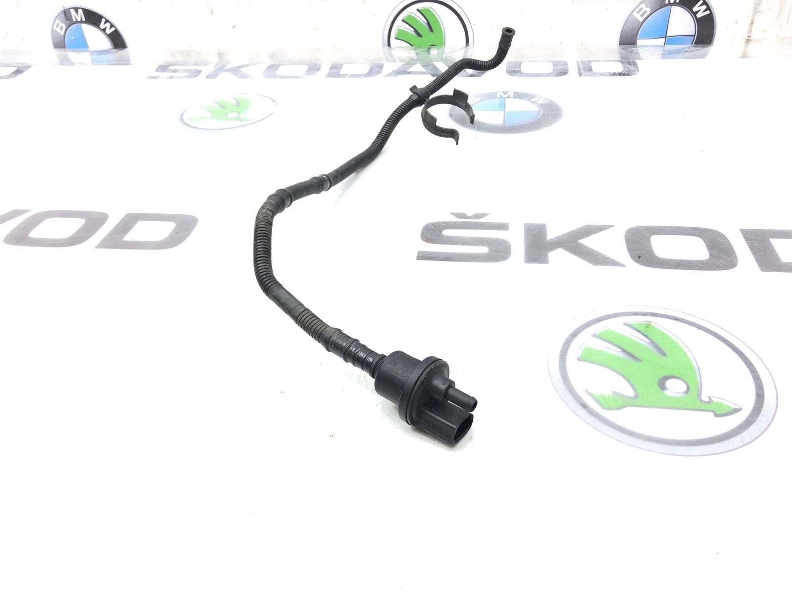 Клапан вентиляции топливного бака, 2000 рублей, Москва