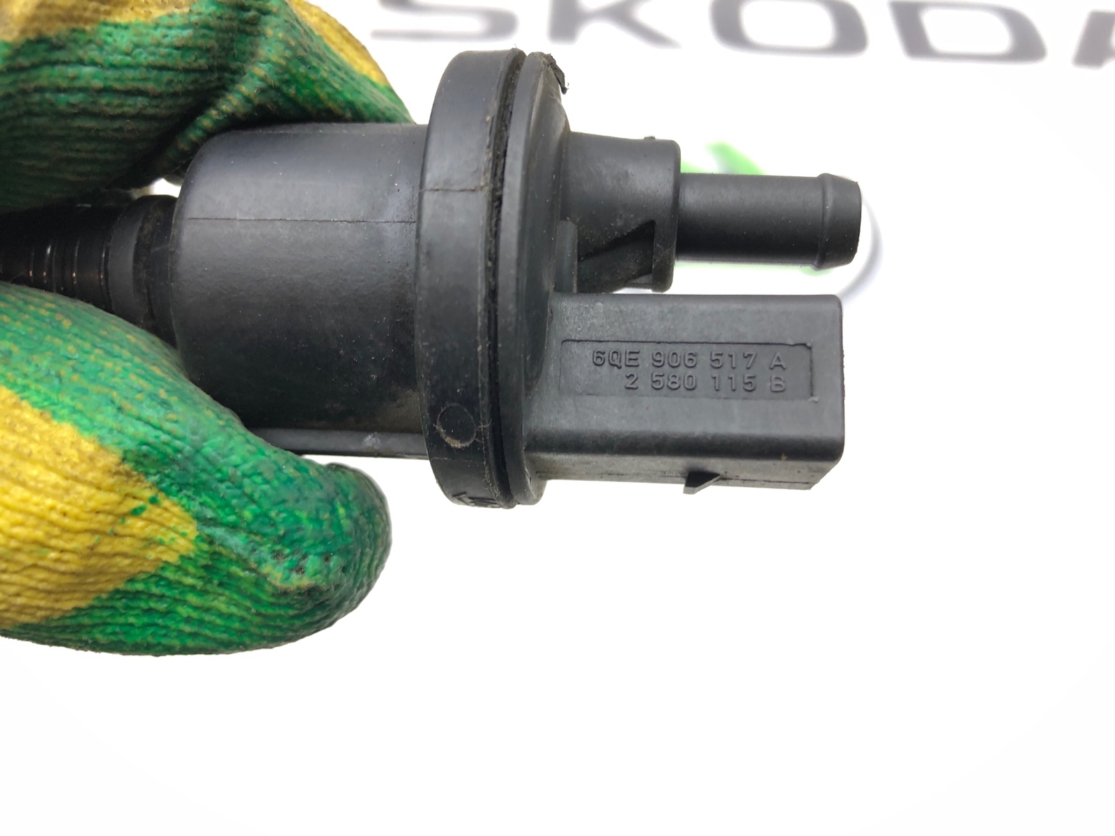 Клапан вентиляции топливного бака, 2000 рублей, Москва