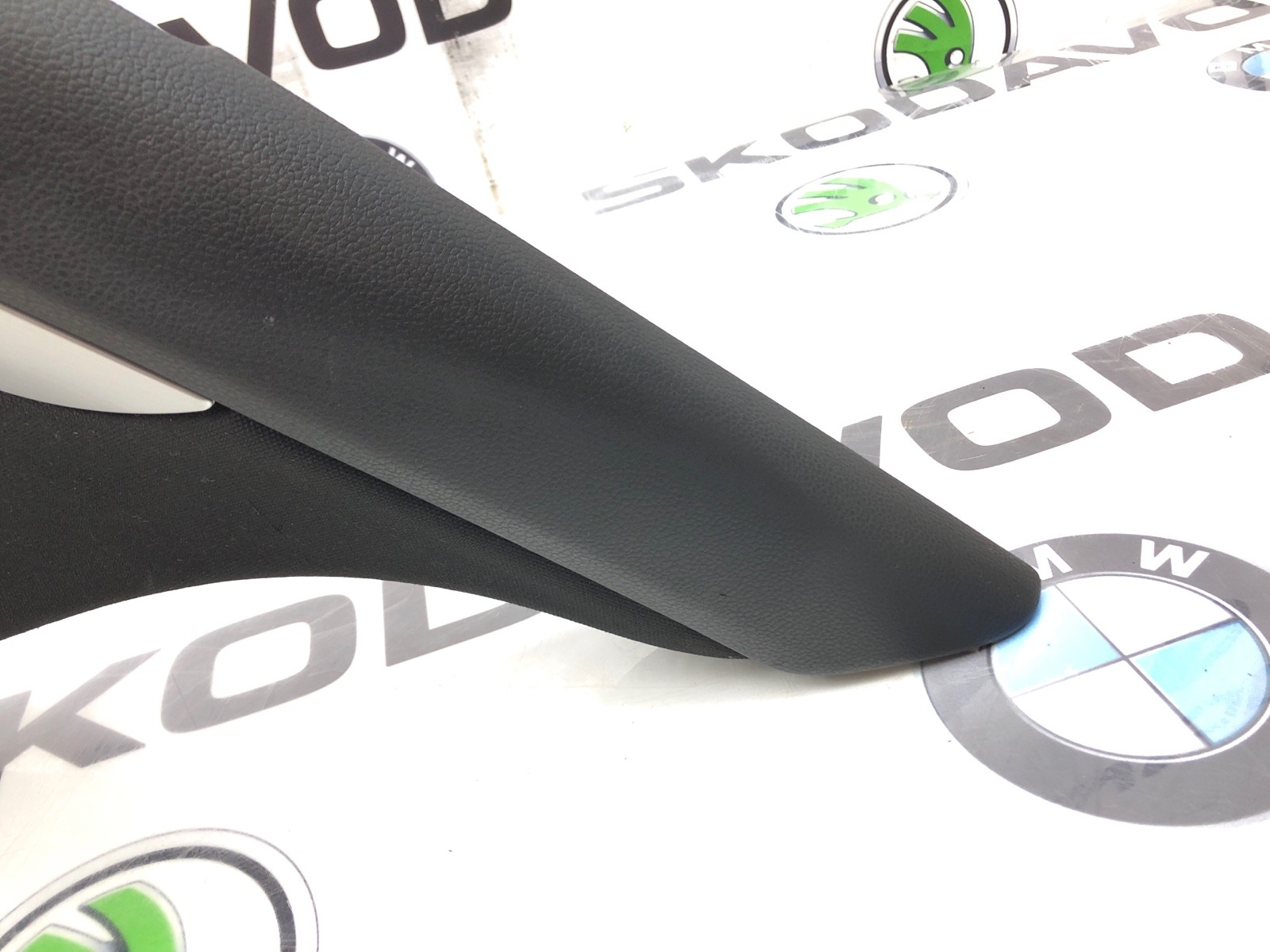 Обшивка двери (карта), 2000 рублей, Москва