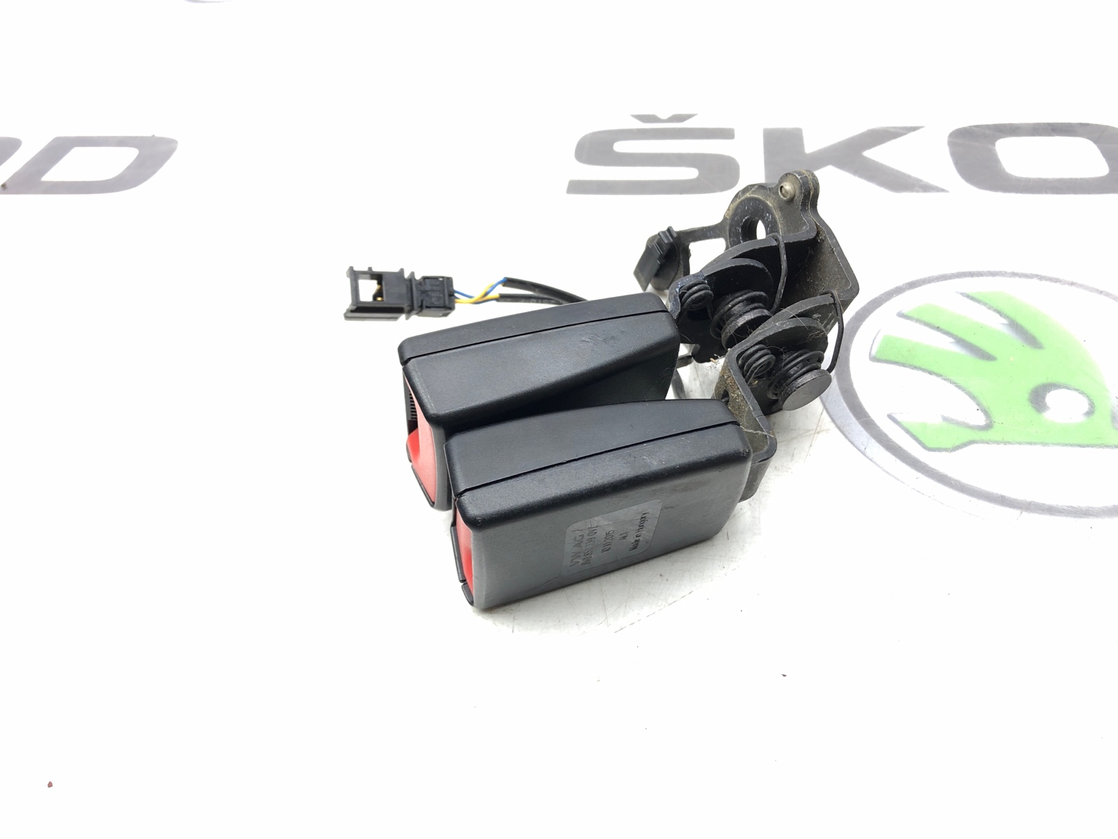 Замок ремня безопасности, 1000 рублей, Москва