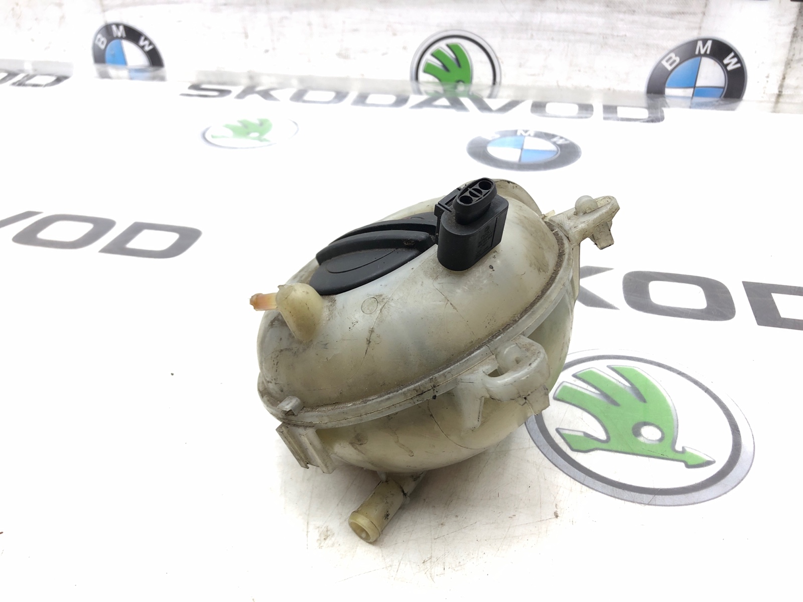 Расширительный бачок, 1200 рублей, Москва