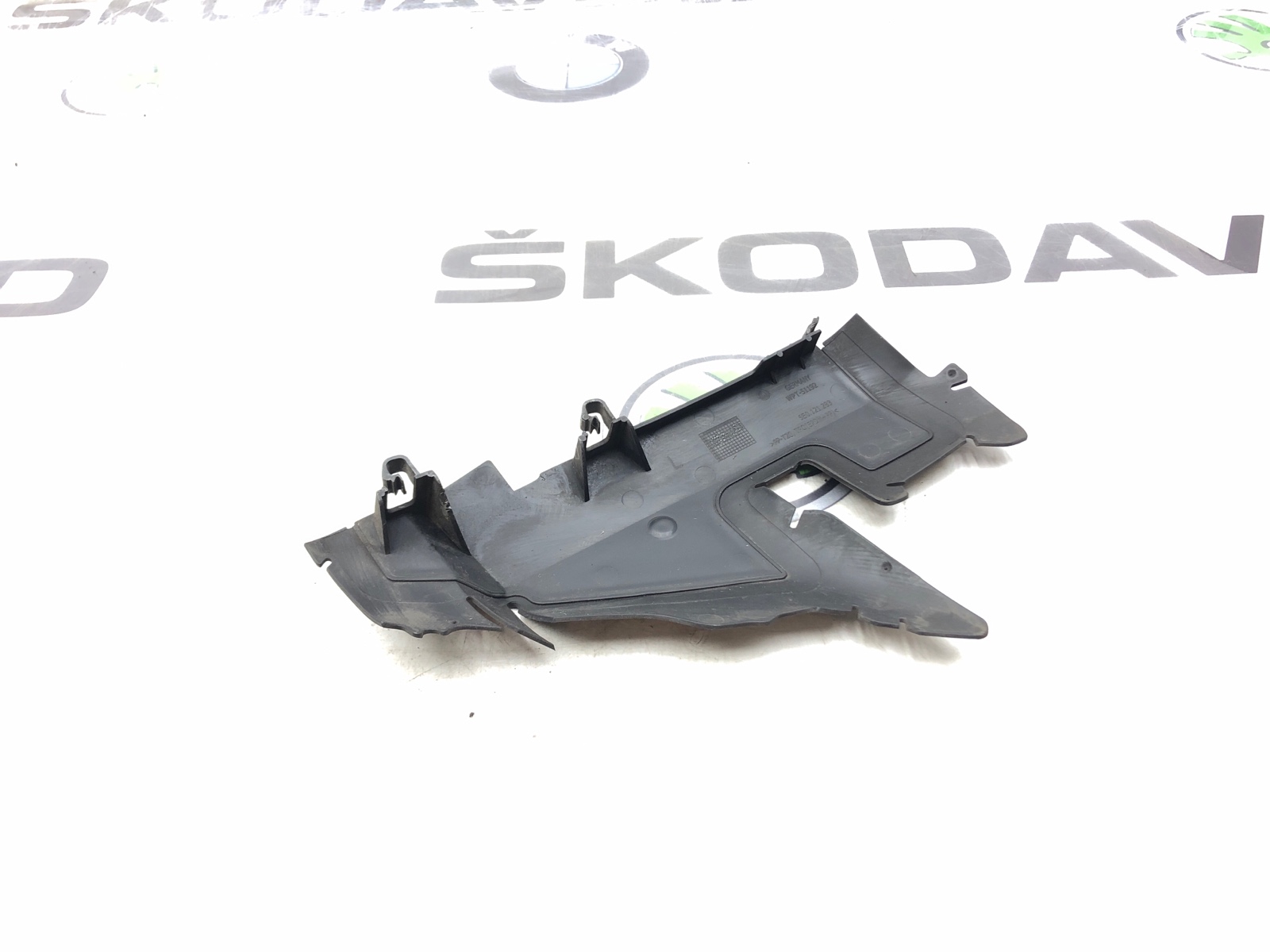 Дефлектор радиатора, 2000 рублей, Москва