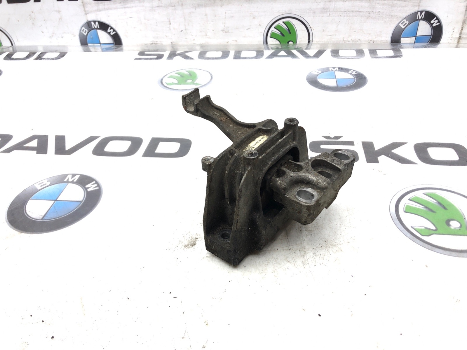 Опора двигателя, 2000 рублей, Москва