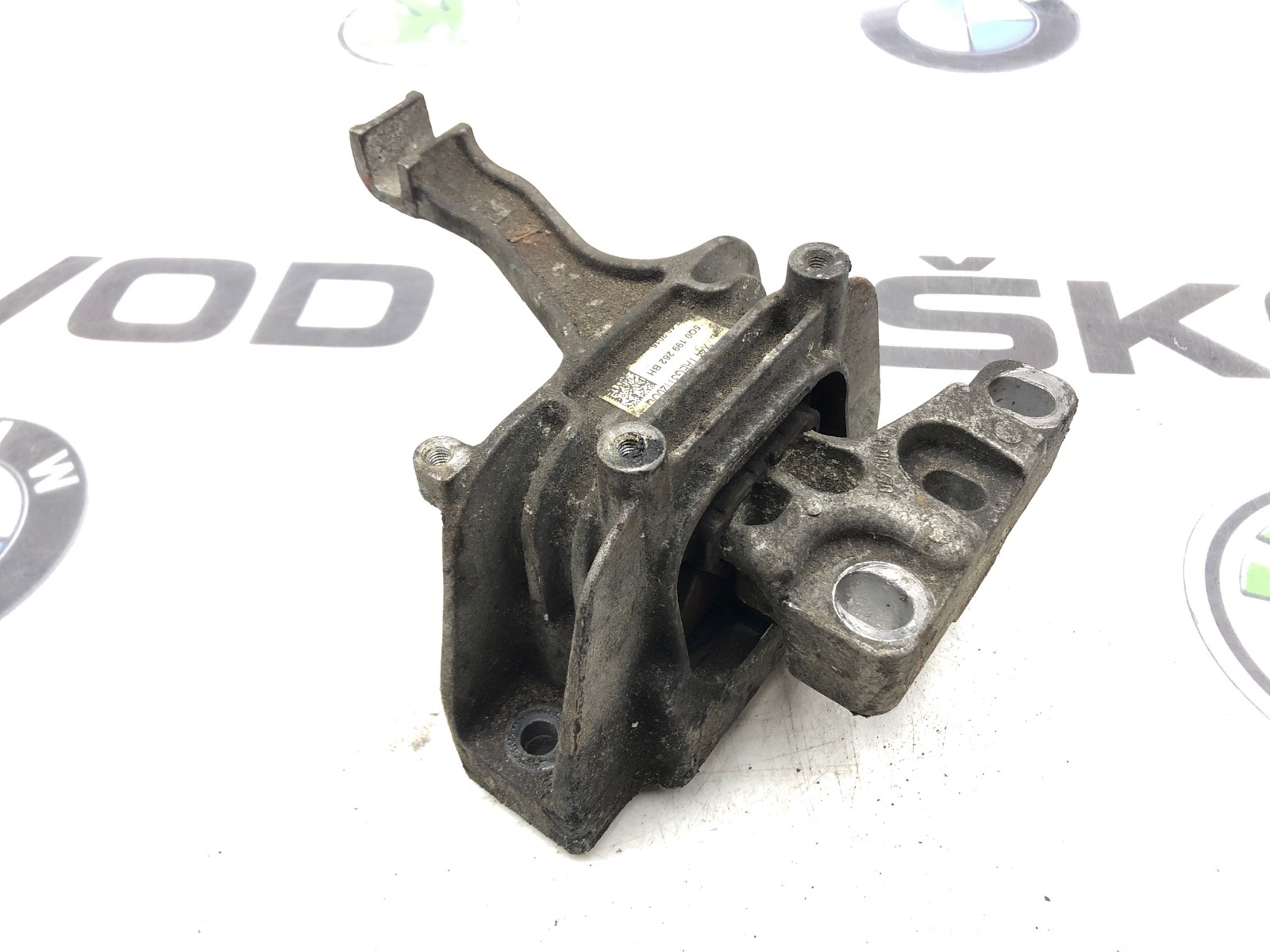 Опора двигателя, 2000 рублей, Москва