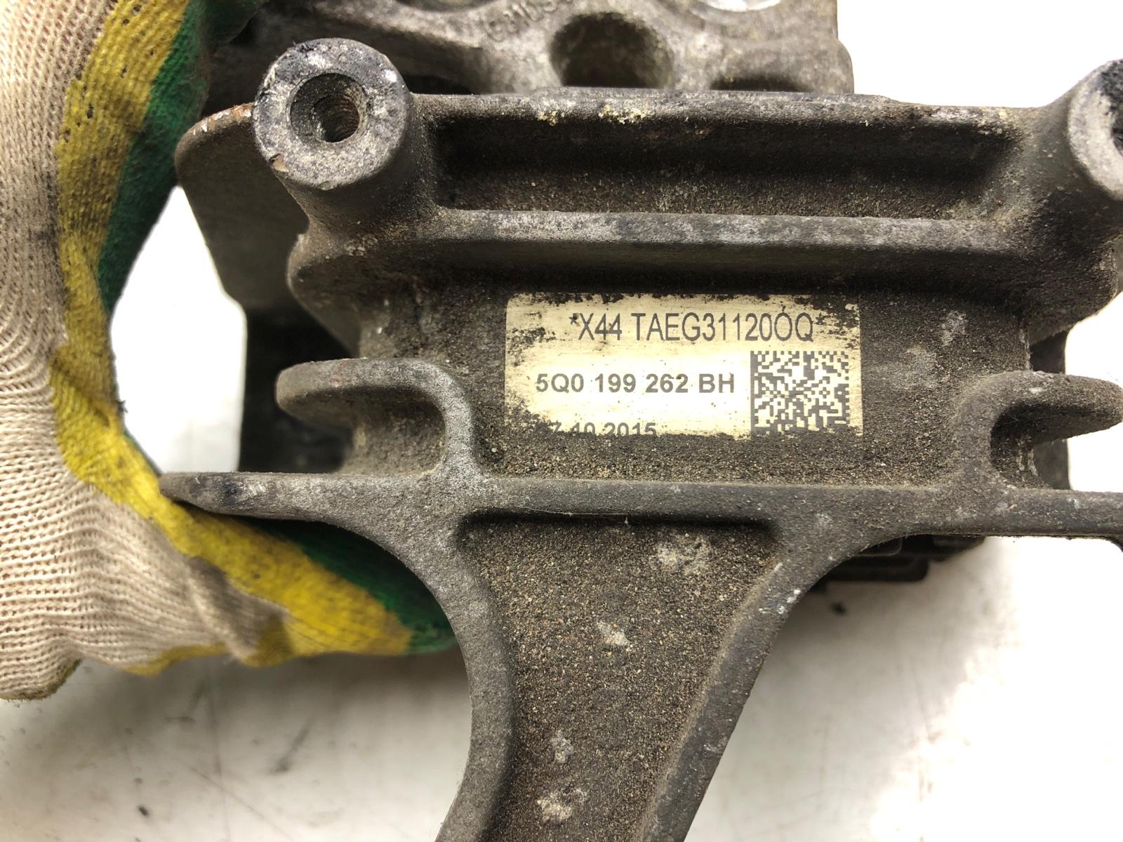 Опора двигателя, 2000 рублей, Москва