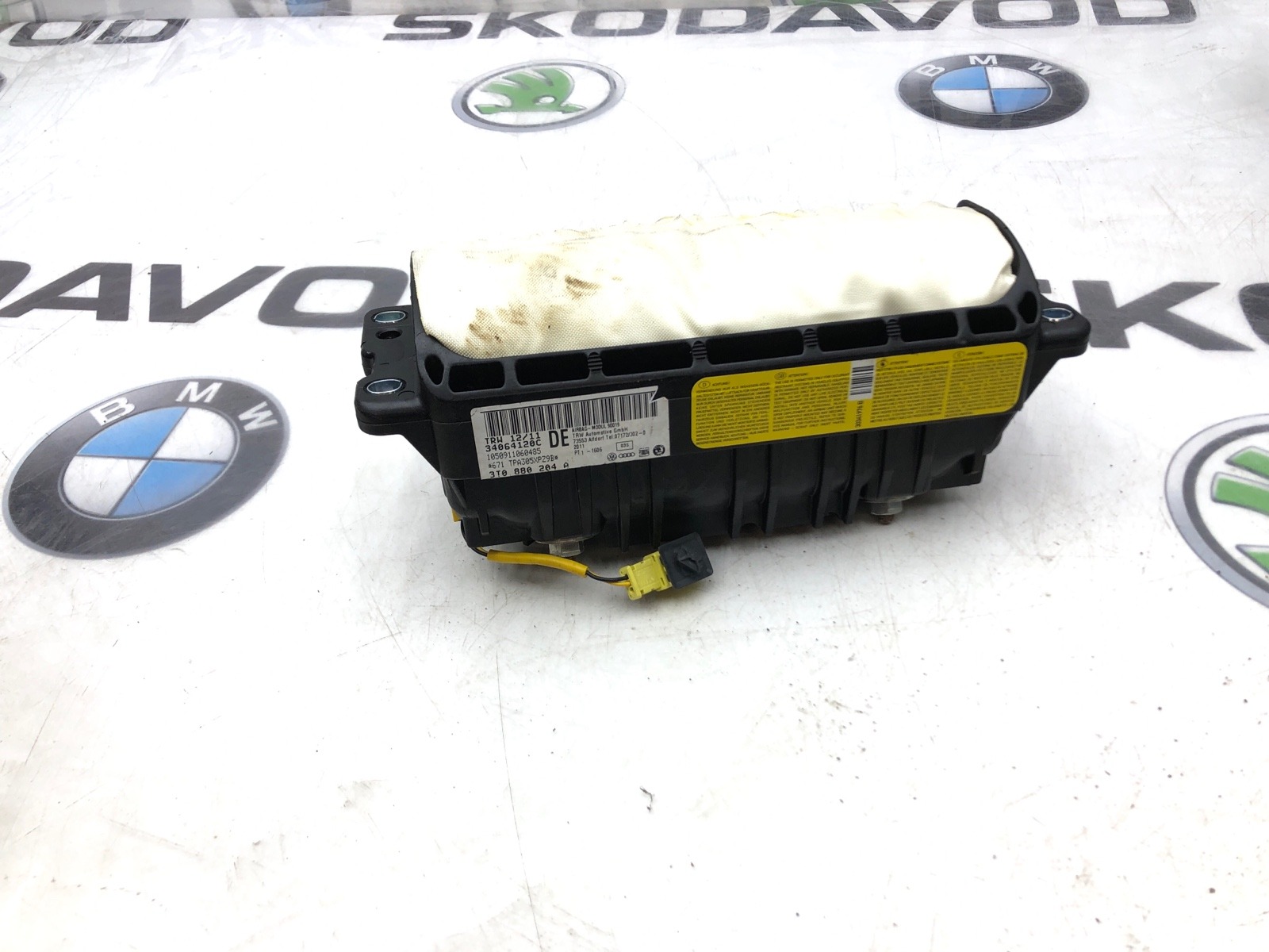 Подушка безопасности пассажира, 3500 рублей, Москва