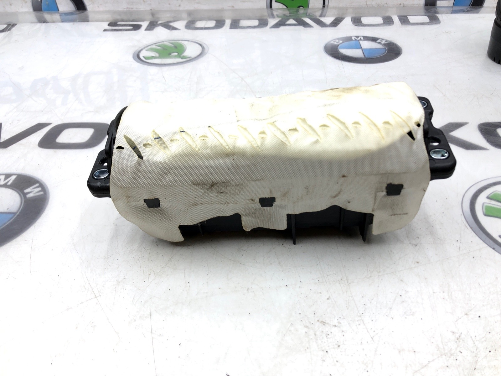 Подушка безопасности пассажира, 3500 рублей, Москва