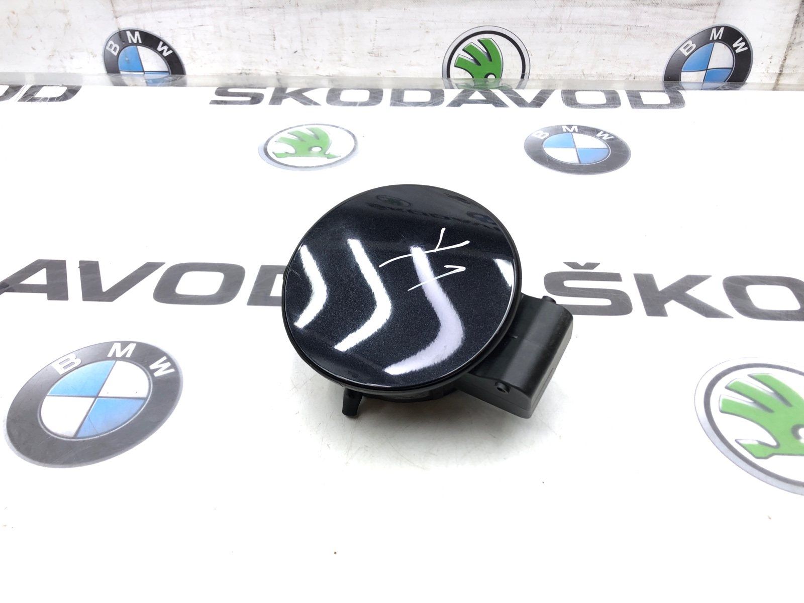 лючок бензобака, 2000 рублей, Москва