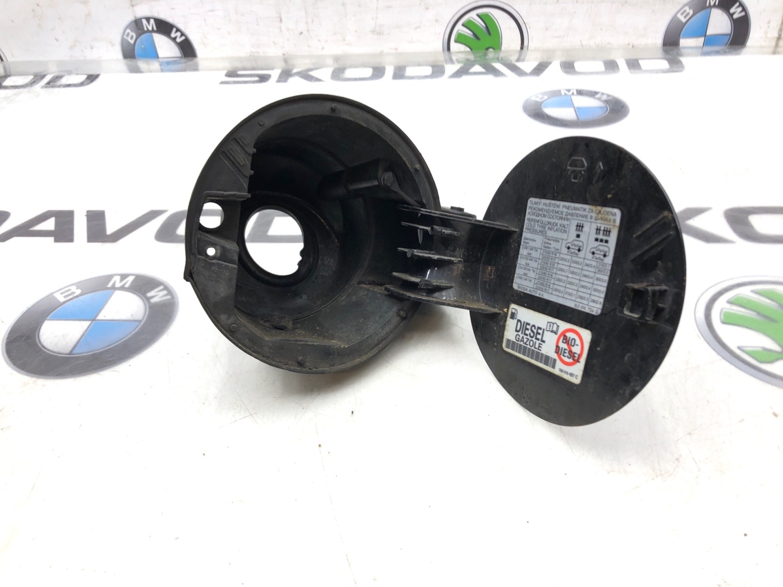 лючок бензобака, 2000 рублей, Москва