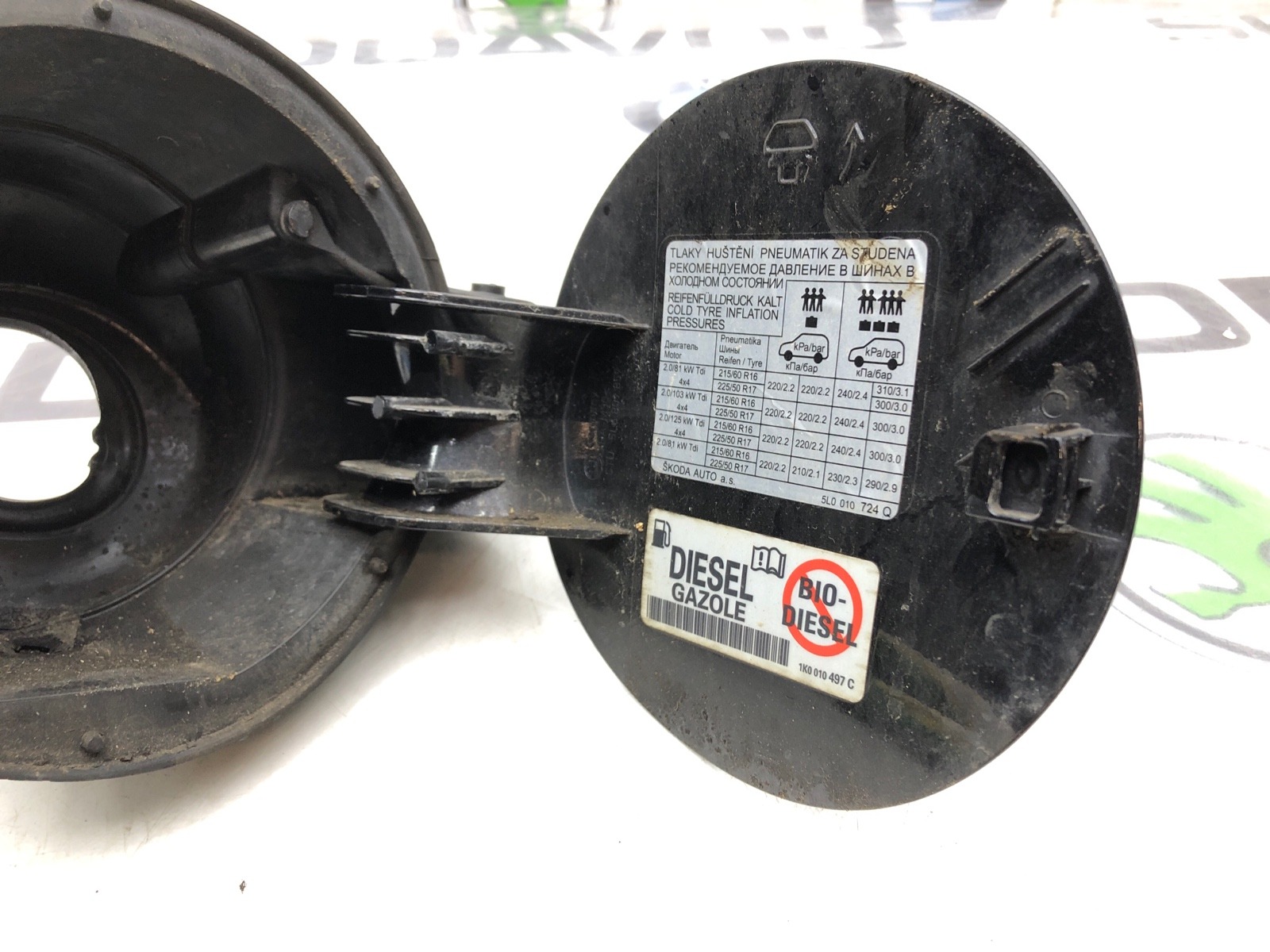 лючок бензобака, 2000 рублей, Москва