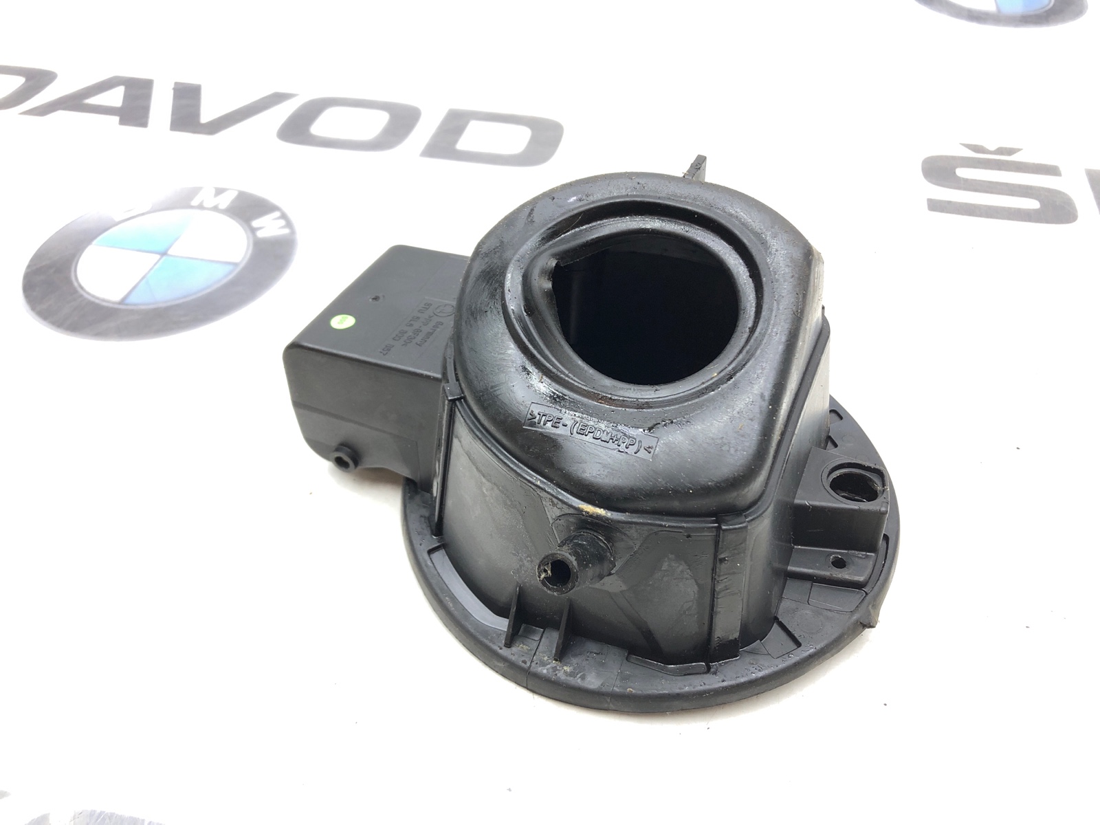 лючок бензобака, 2000 рублей, Москва