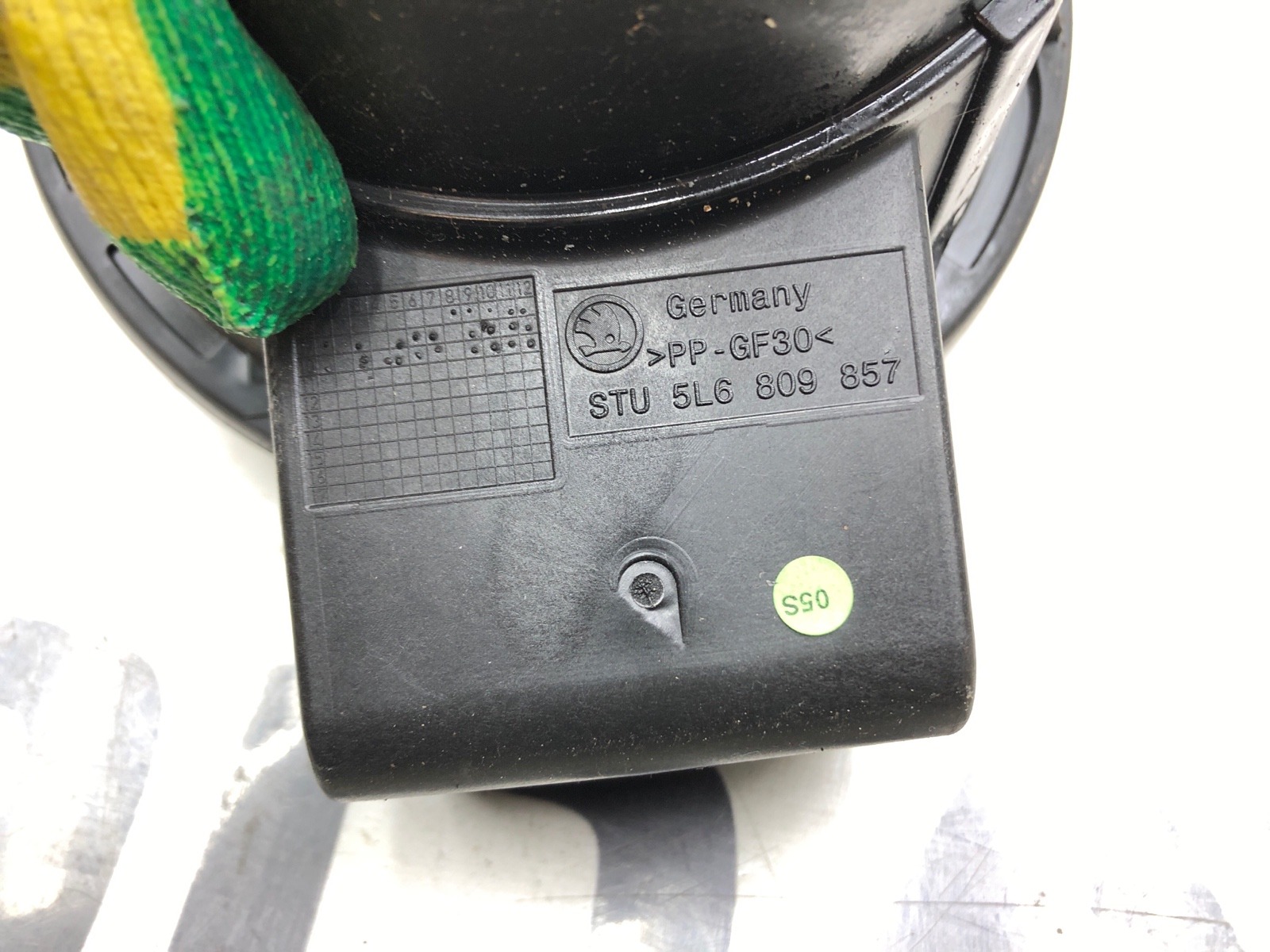 лючок бензобака, 2000 рублей, Москва