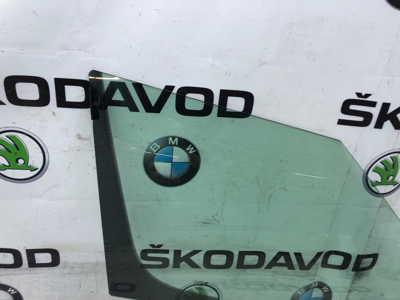 Стекло двери, 2000 рублей, Москва