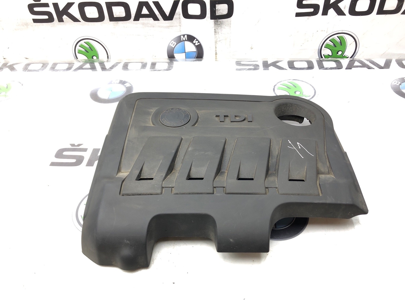 Крышка двигателя декоративная, 1500 рублей, Москва