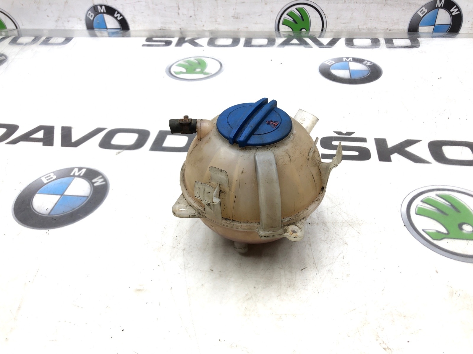 Расширительный бачок, 1000 рублей, Москва