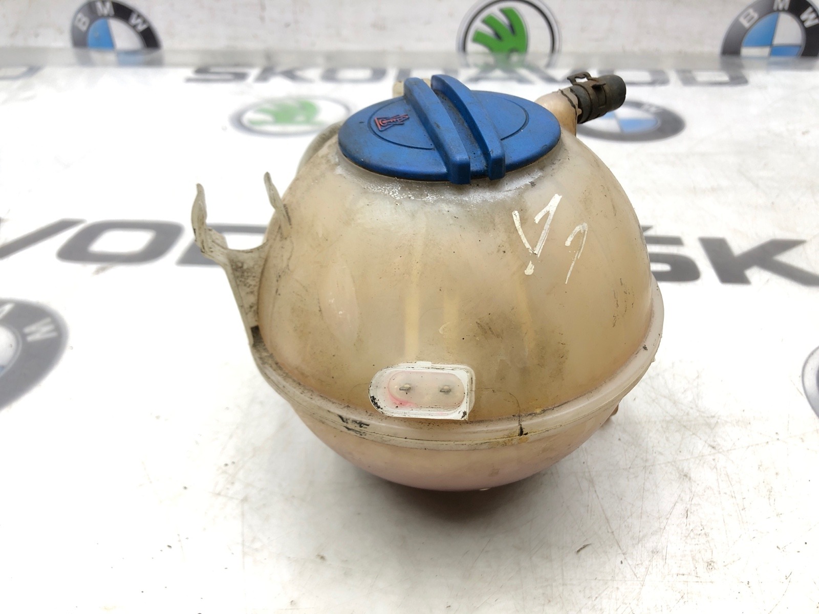 Расширительный бачок, 1000 рублей, Москва