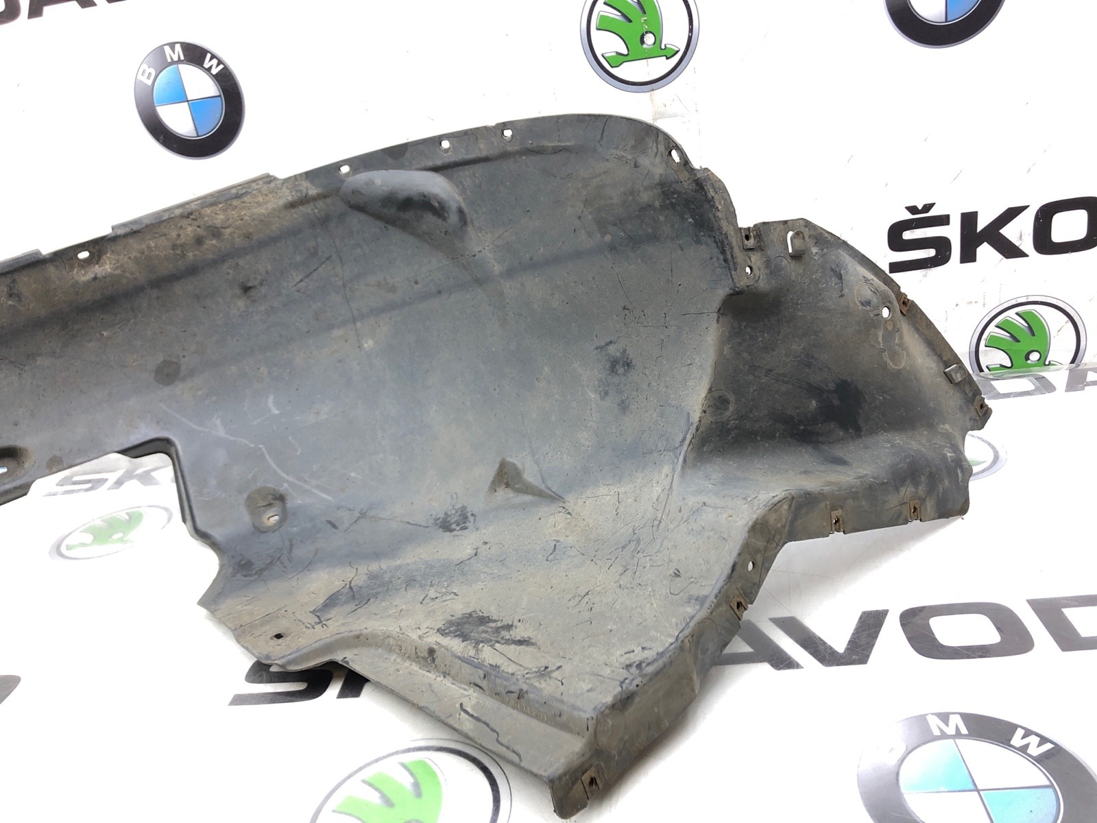 подкрылок, 5000 рублей, Москва