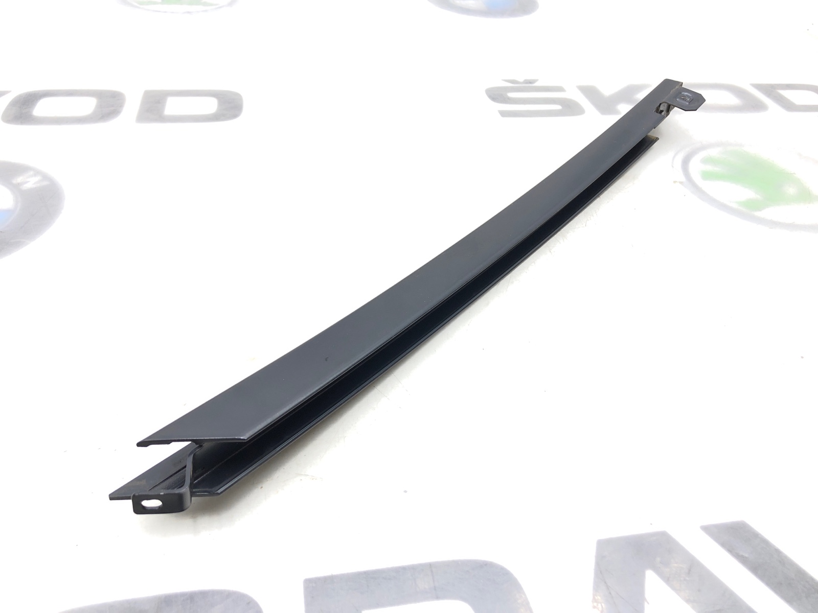 Направляющая стекла двери, 500 рублей, Москва