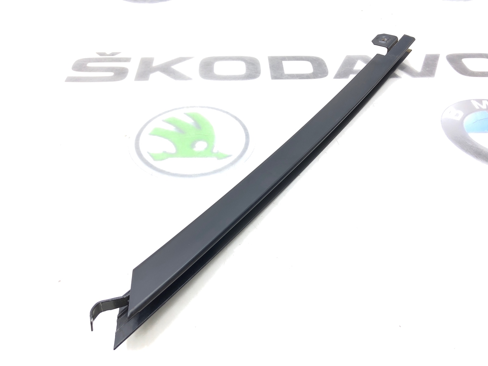 Направляющая стекла двери, 500 рублей, Москва