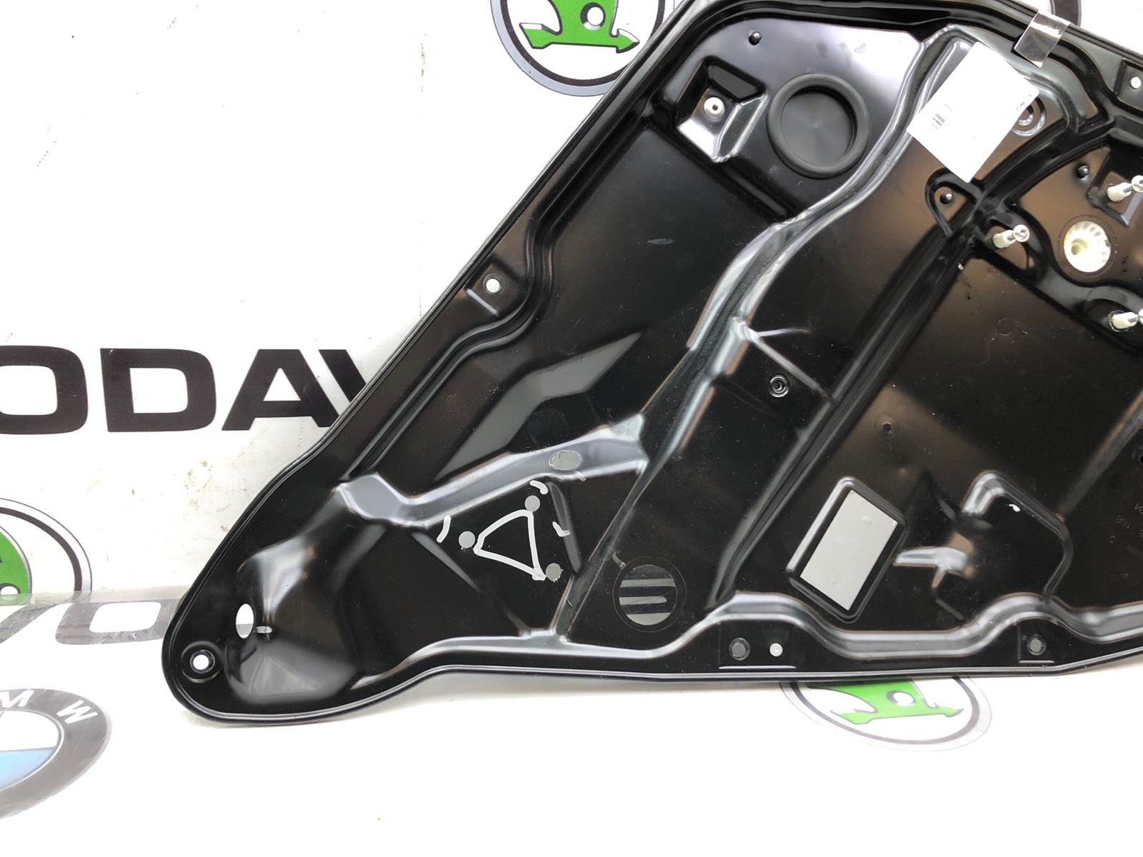 Стеклоподъемник, 1000 рублей, Москва