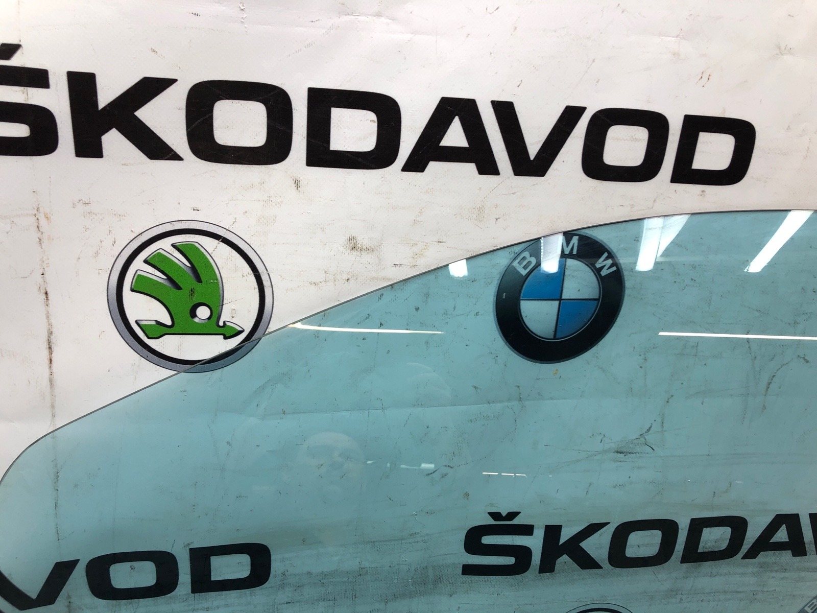 Стекло двери, 2000 рублей, Москва