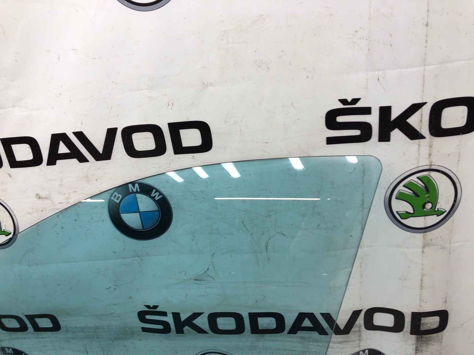 Стекло двери, 2000 рублей, Москва