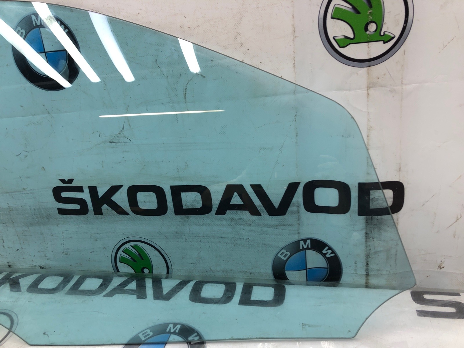 Стекло двери, 2000 рублей, Москва