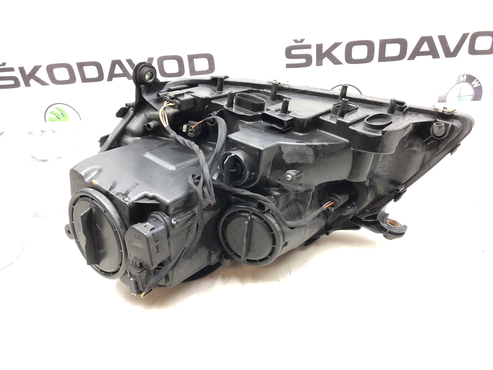 фара, 13990 рублей, Москва