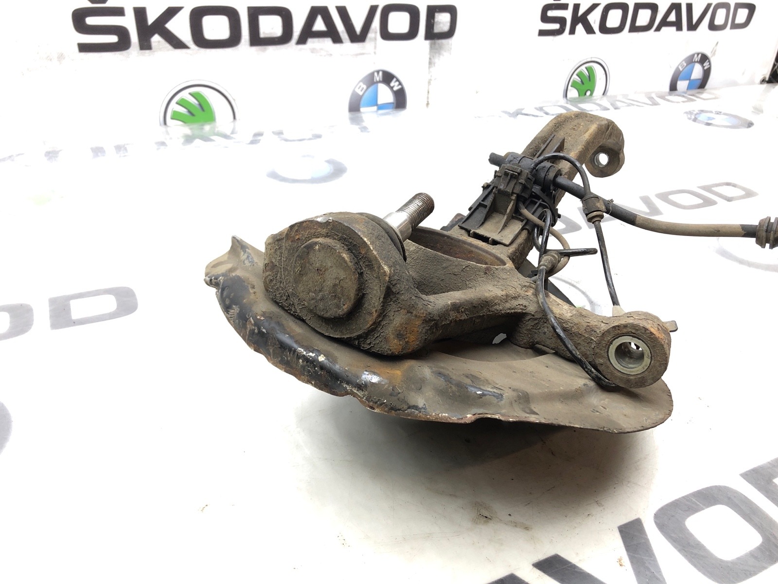 Кулак поворотный, 5000 рублей, Москва