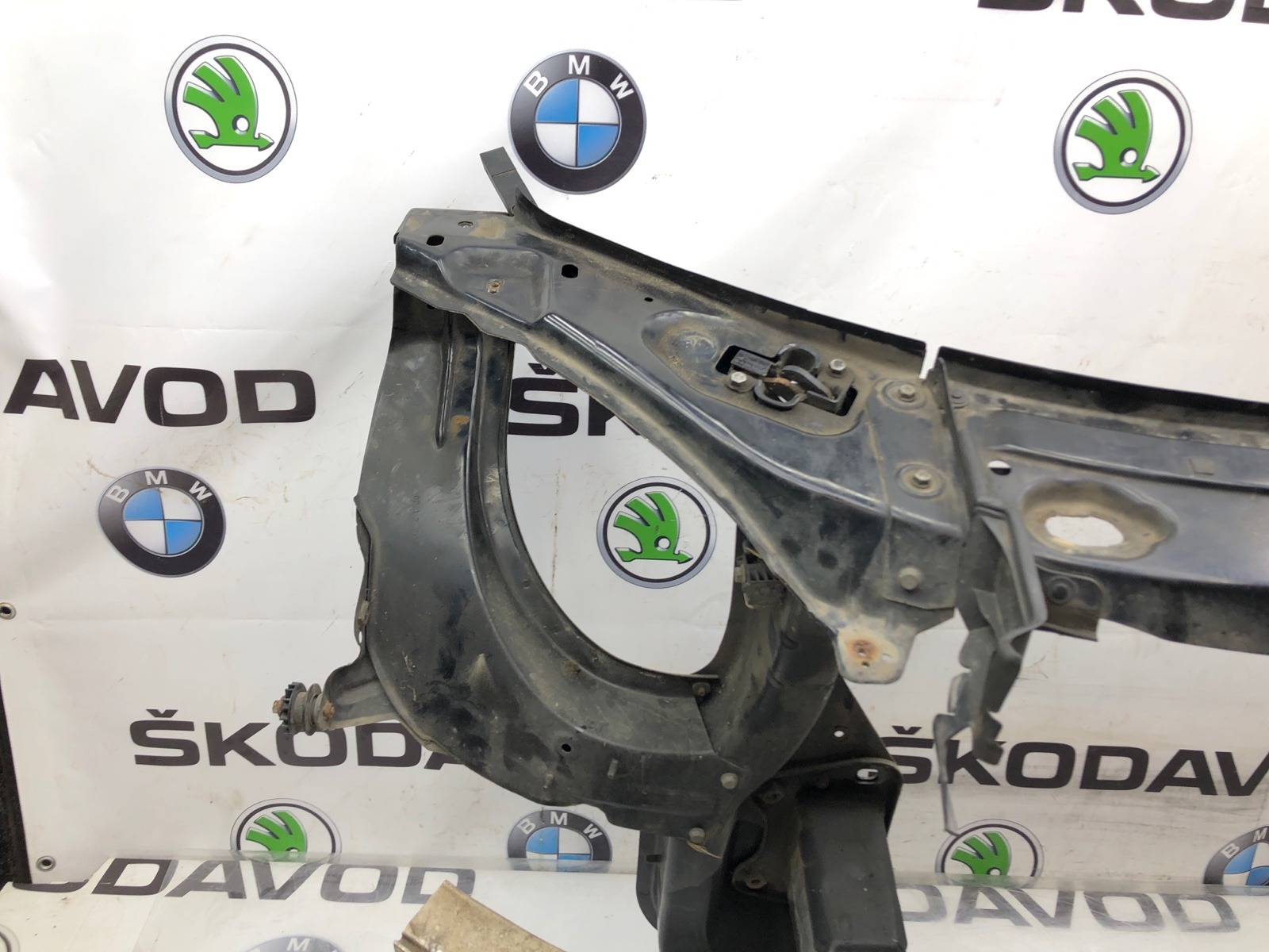 Телевизор Рамка радиатора, 20000 рублей, Москва