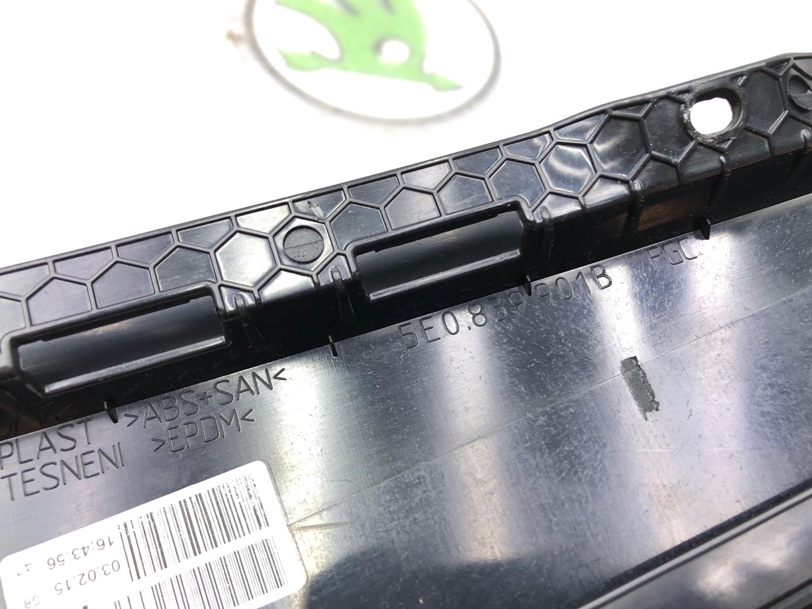 Накладка двери декоративная, 1000 рублей, Москва