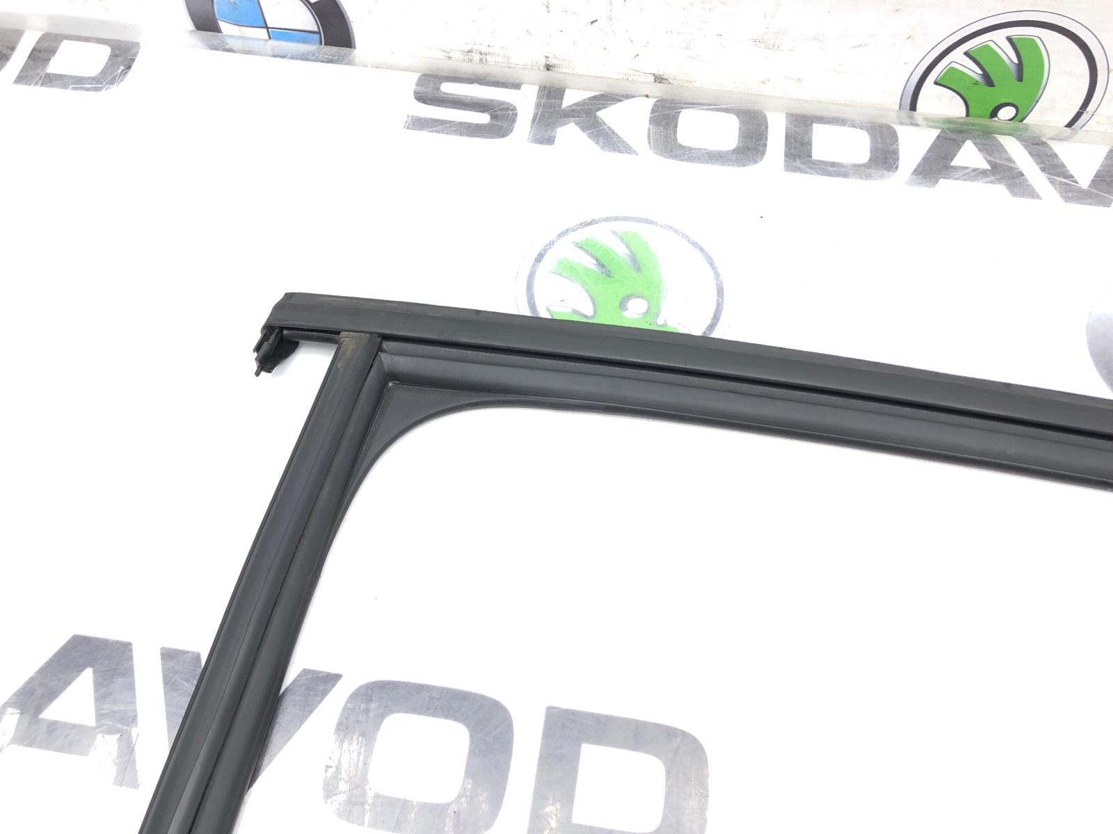 Уплотнитель стекла, 1000 рублей, Москва