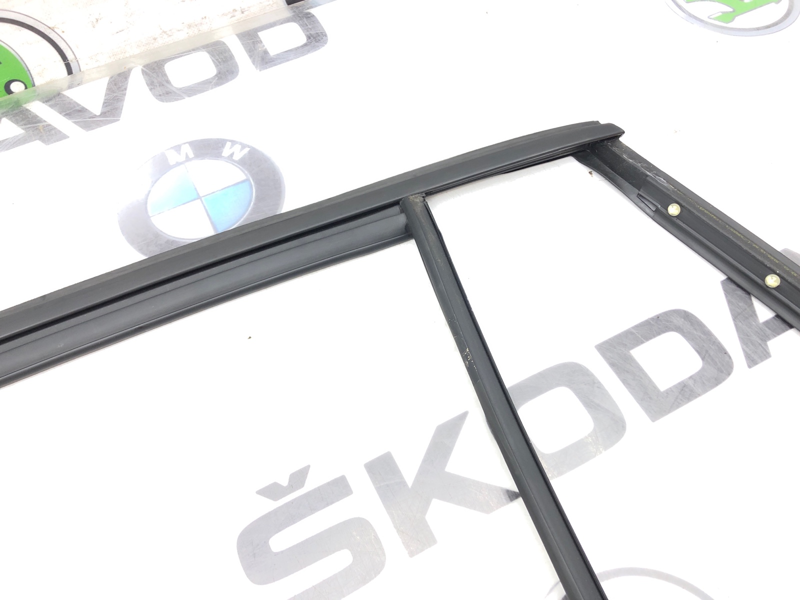 Уплотнитель стекла, 1000 рублей, Москва