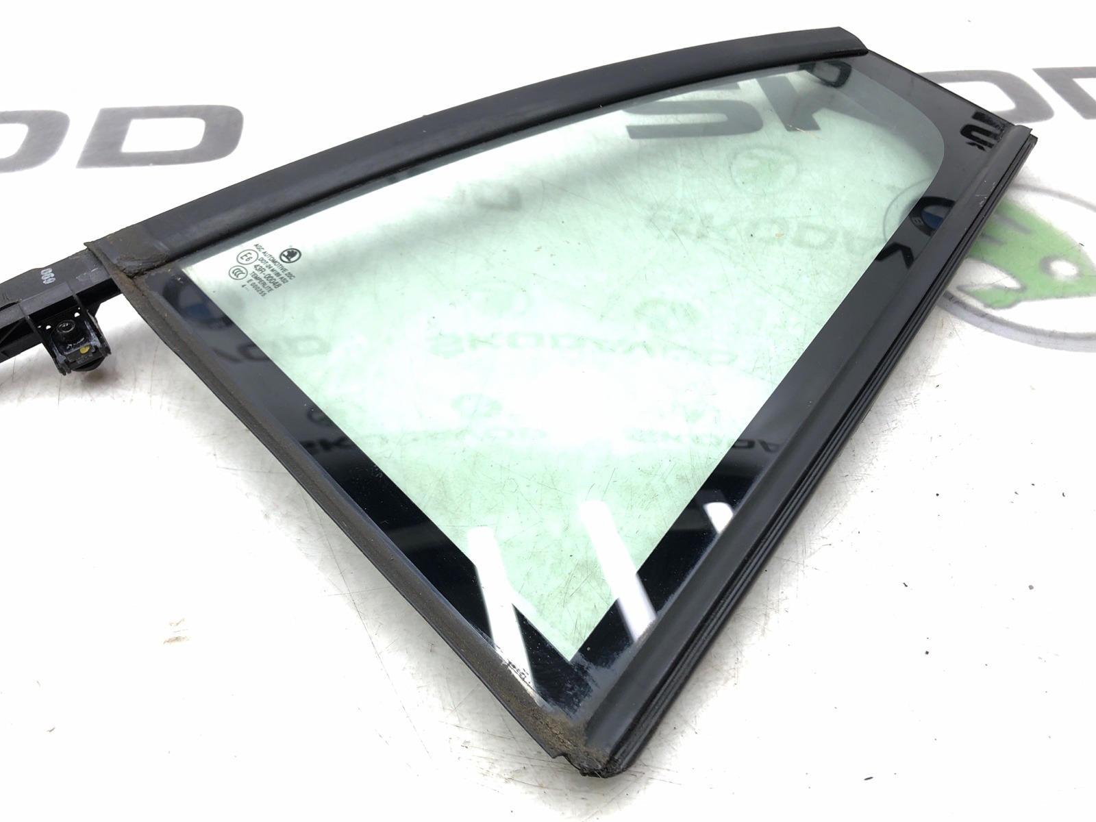 форточка двери, 1500 рублей, Москва