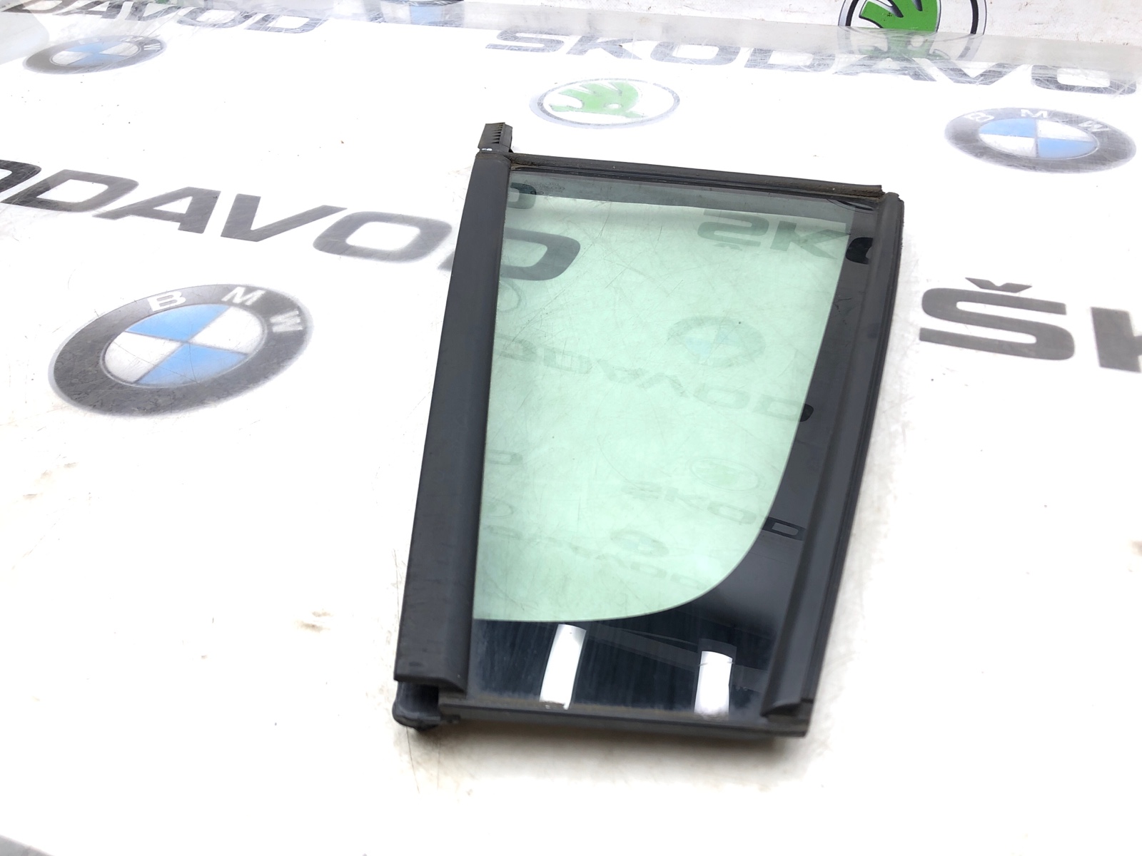 форточка двери, 1500 рублей, Москва