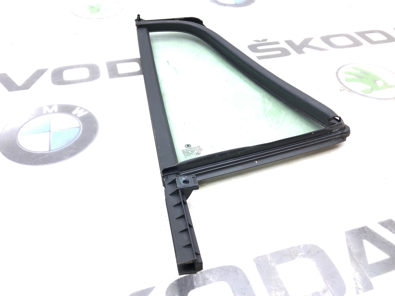 форточка двери, 1500 рублей, Москва