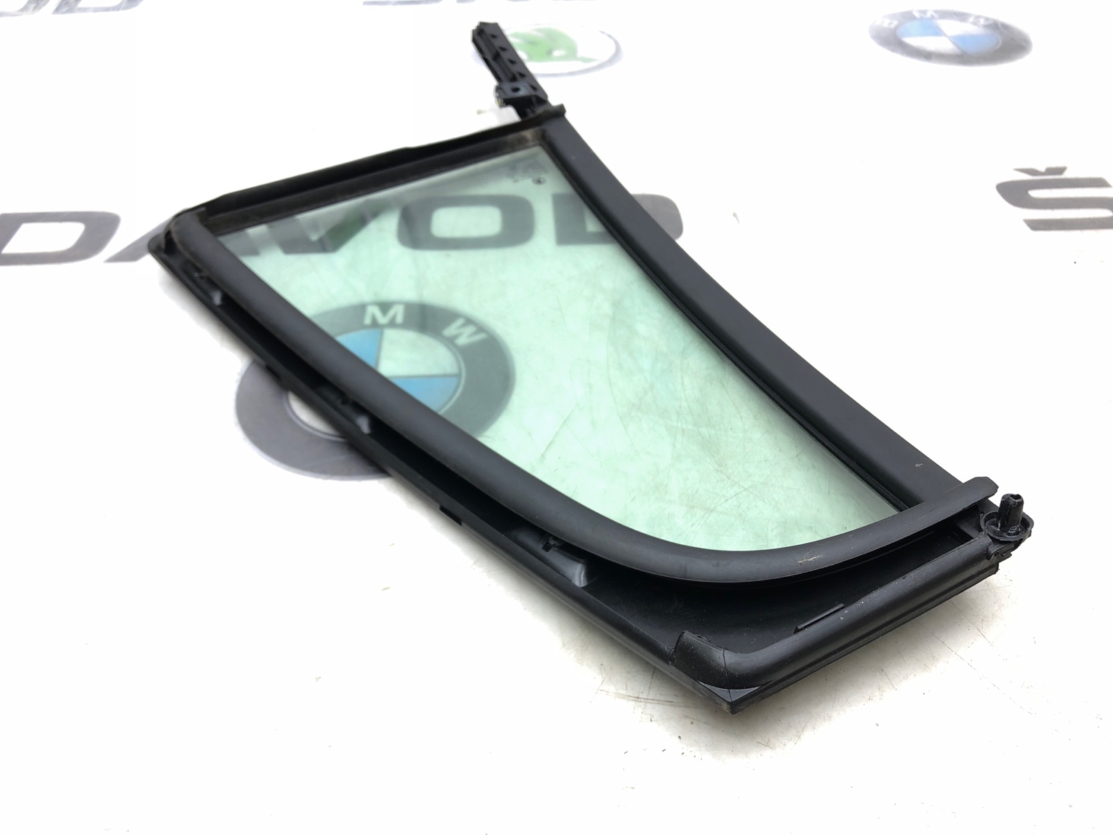 форточка двери, 1500 рублей, Москва